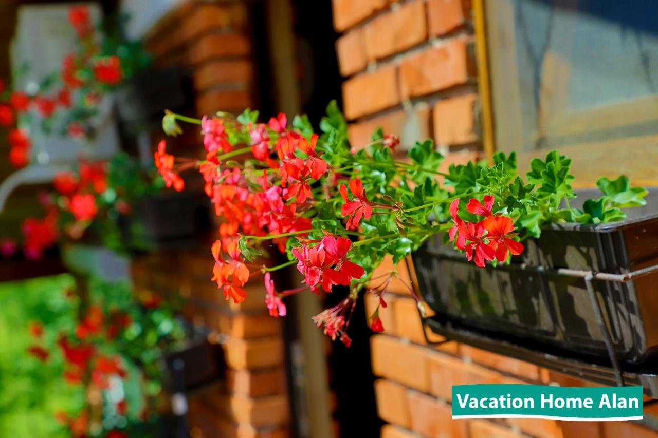 Vacation Home Alan 2 Kulen Vakuf Zewnętrze zdjęcie