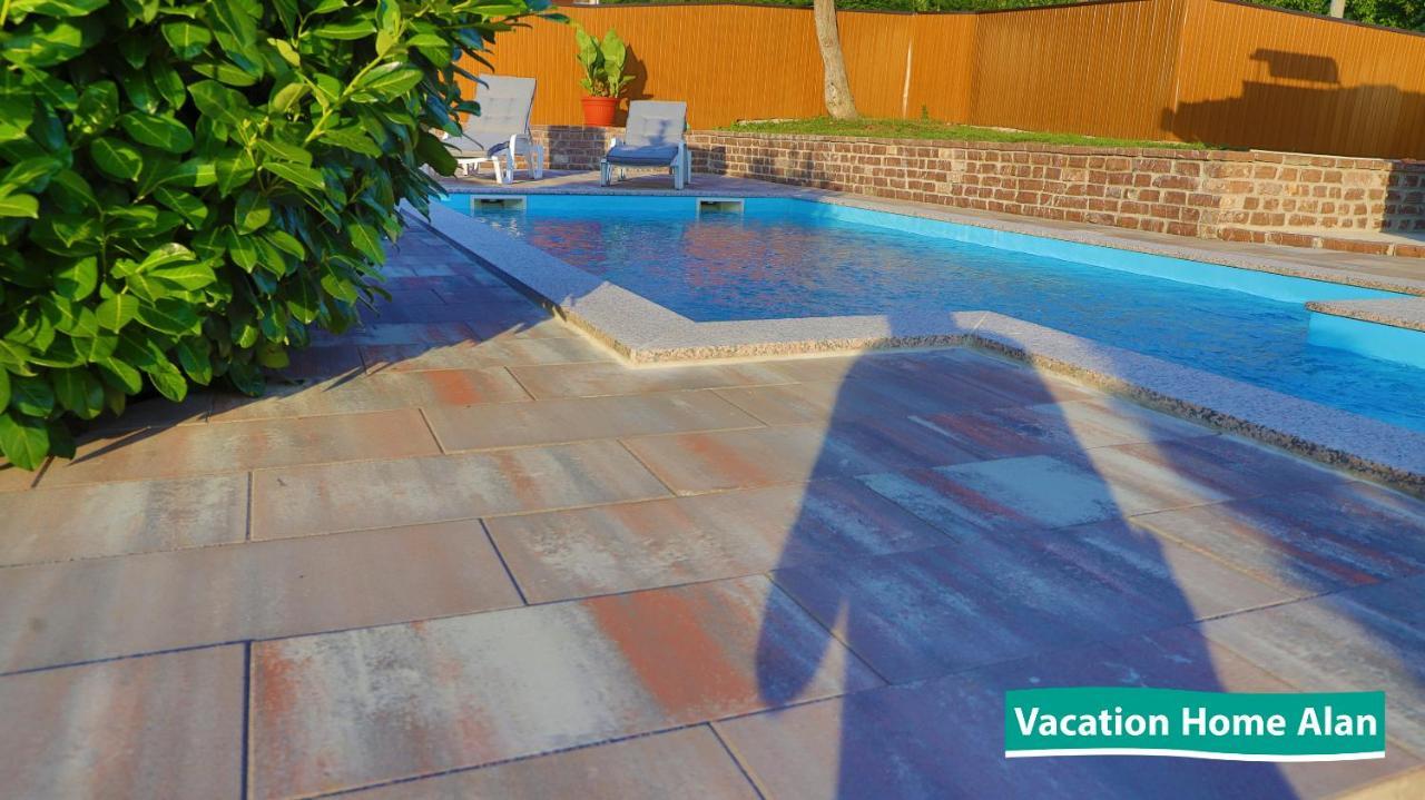 Vacation Home Alan 2 Kulen Vakuf Zewnętrze zdjęcie