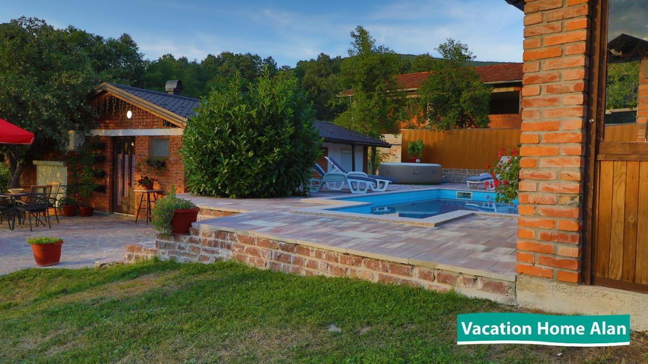 Vacation Home Alan 2 Kulen Vakuf Zewnętrze zdjęcie