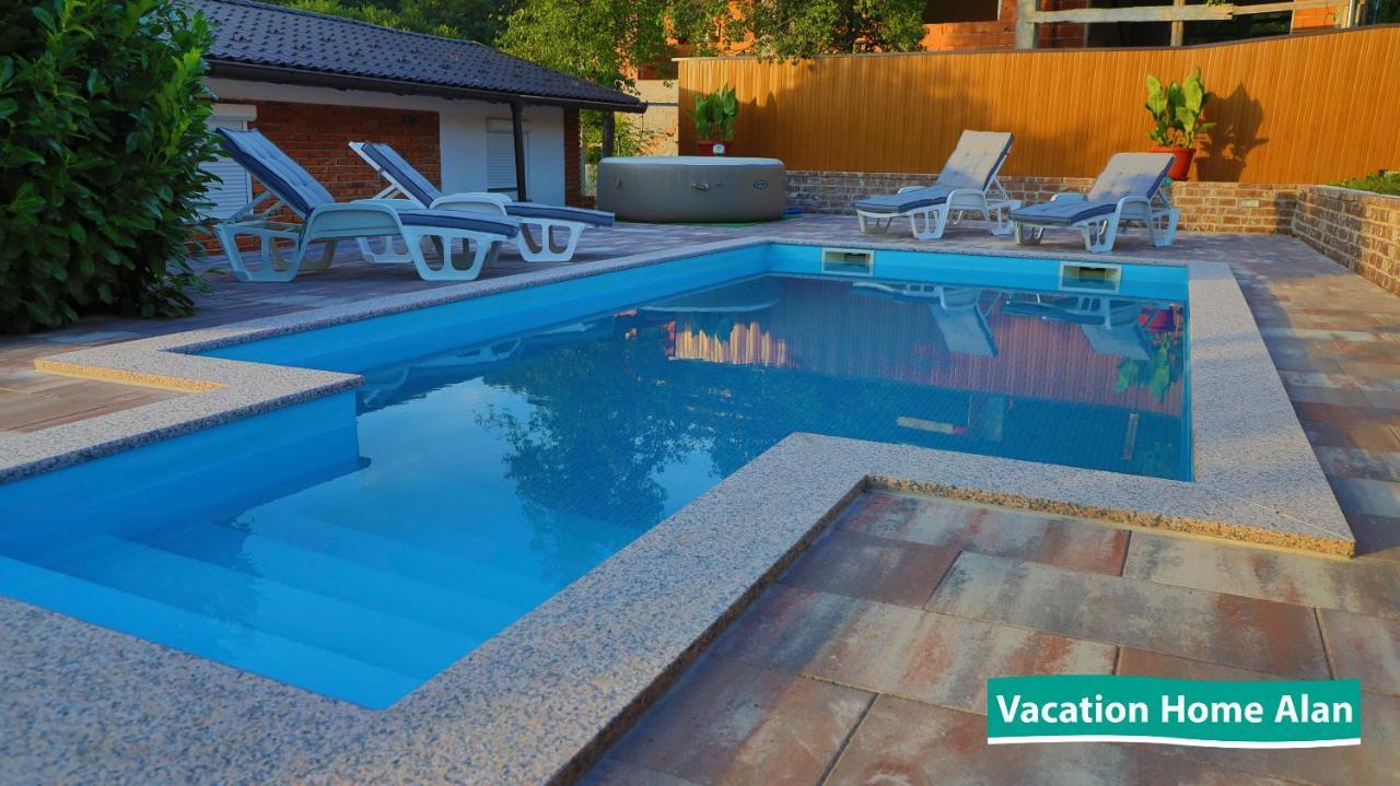 Vacation Home Alan 2 Kulen Vakuf Zewnętrze zdjęcie