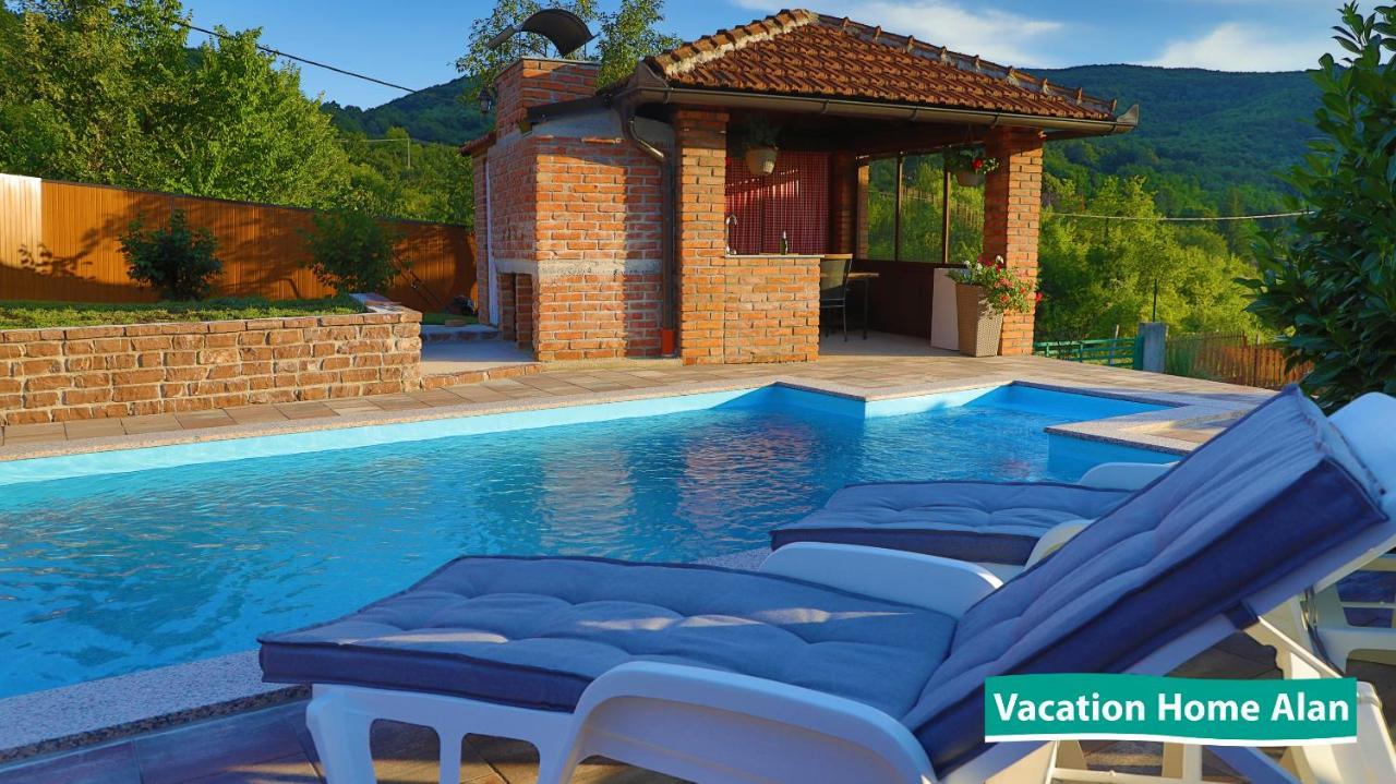 Vacation Home Alan 2 Kulen Vakuf Zewnętrze zdjęcie