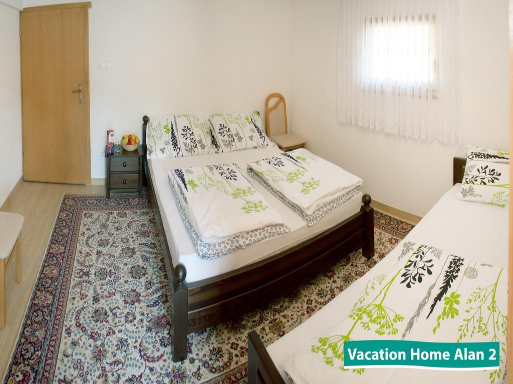 Vacation Home Alan 2 Kulen Vakuf Zewnętrze zdjęcie